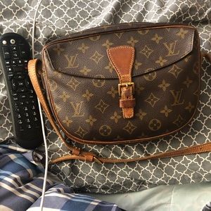 Crossbody bag